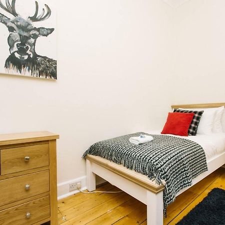 Joivy Great Location! Heart Of City Centre 3Bed Apartment 爱丁堡 外观 照片