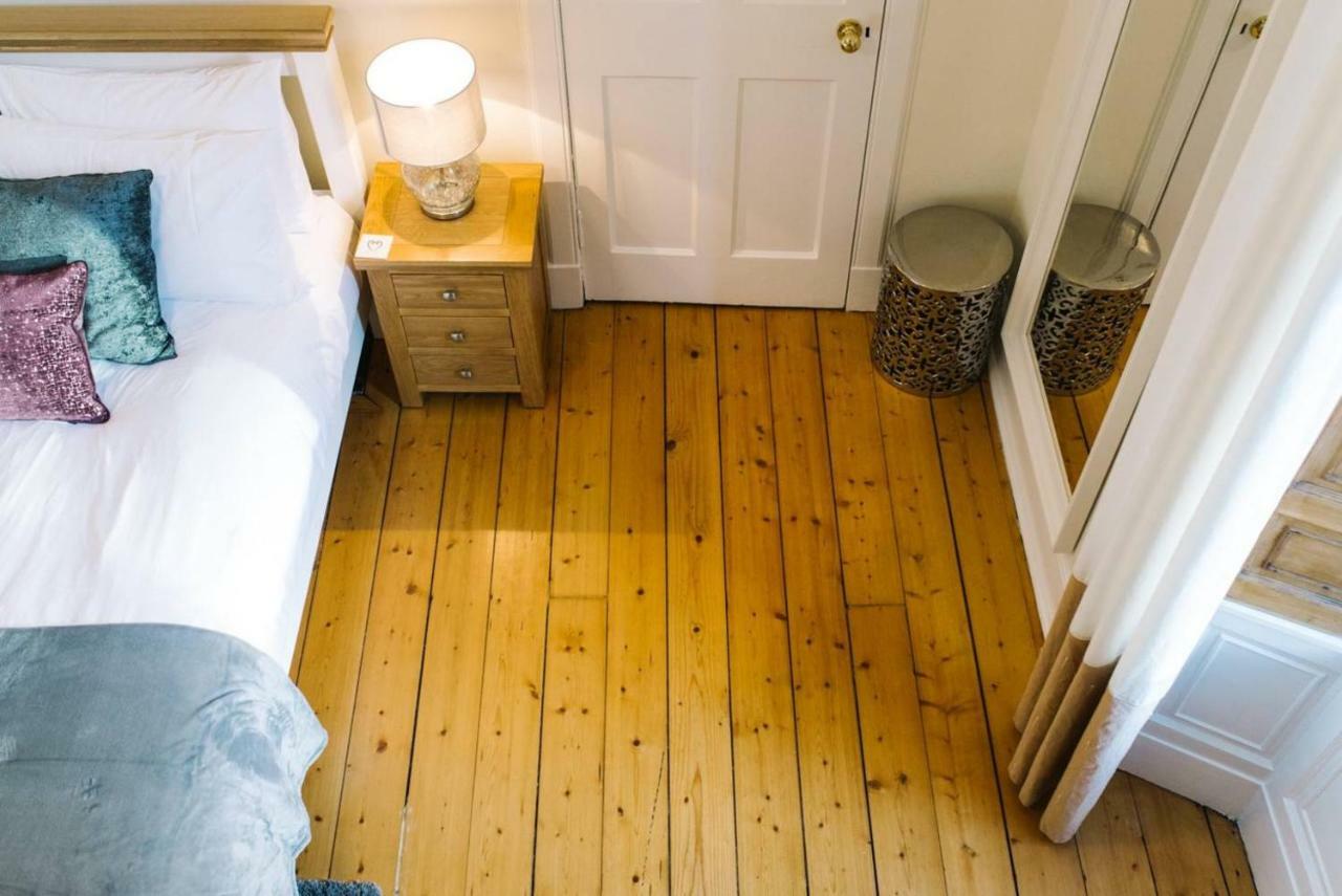 Joivy Great Location! Heart Of City Centre 3Bed Apartment 爱丁堡 外观 照片