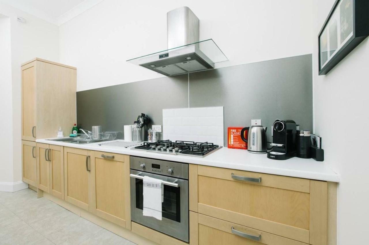 Joivy Great Location! Heart Of City Centre 3Bed Apartment 爱丁堡 外观 照片
